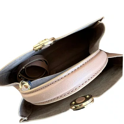 Bolsa Luz da Lua Feminina  Mousse Couro - Média  