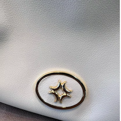 Bolsa Luz da Lua Feminina Panna Couro - Grande 