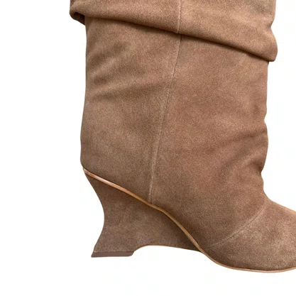 Bota Cecconallo Feminina Slouchy Pecan Couro Camurça