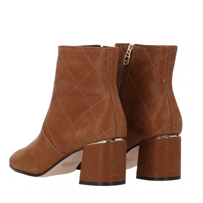 Bota Luz da Lua Feminina Cano Curto Arenito Canela Couro