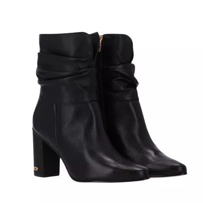Bota Luz da Lua Feminina Cano Médio Preto Couro