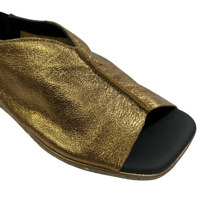 Sapato Ipadma Ouro velho Couro