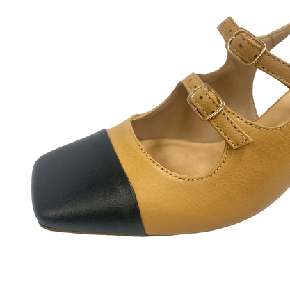 Sapato Slingback Berti Maria Preto Capuccino Couro 