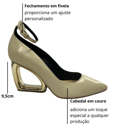 Scarpin Cecconello Feminino Off White Salto Alto Vazado Couro