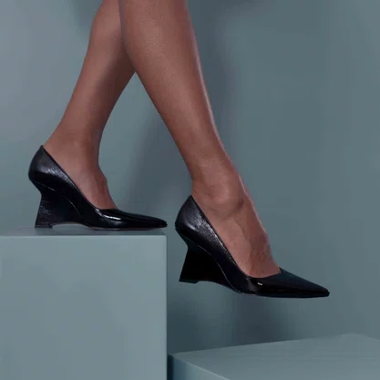 Scarpin Luiza Barcelos Feminino Preto Veniz Salto Anabela 