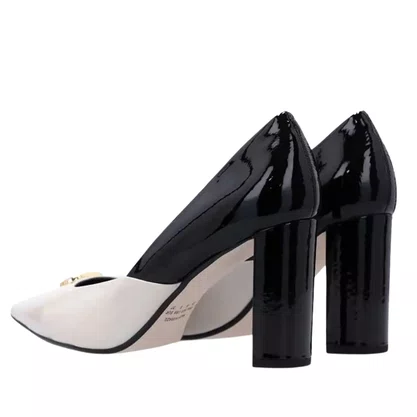 Scarpin Luz da Luz Feminino Panna Netuno Couro Verniz