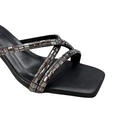 Tamanco Lança Perfume Feminino Tiras Strass Salto Fino Preto