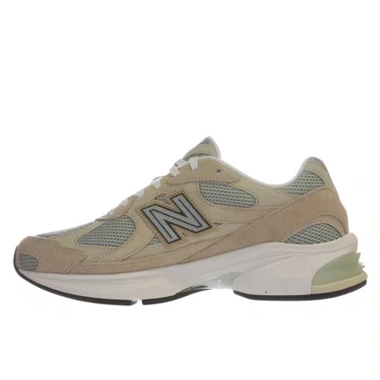 Tênis New Balance 2010 Faminino Bege Verde Musgo