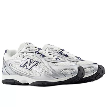 Tênis New Balance 204L Feminino Bege Claro Prata