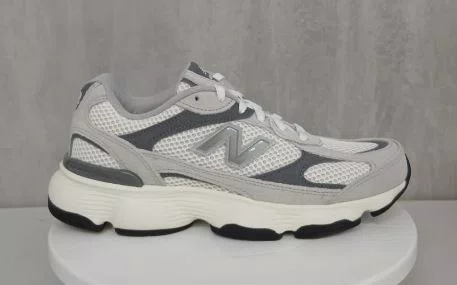 Tênis New Balance Feminino 603 Branco Cinza