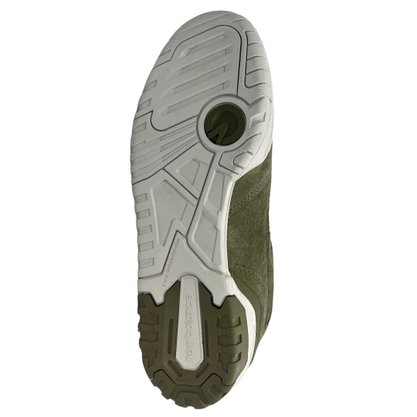 Tênis New Balance Masculino 550 Oliva Couro Camurça