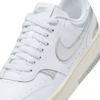 Tênis Nike Feminino Gamma Force Branco Prata Couro