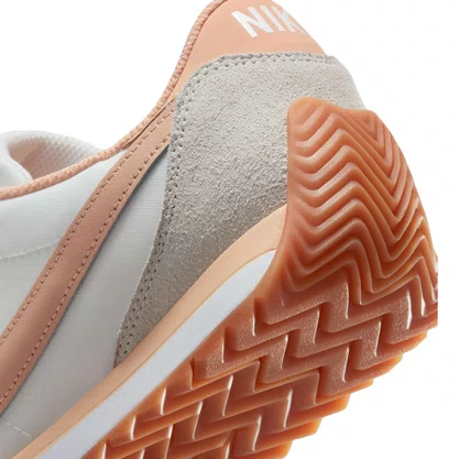 Tênis Nike Feminino Pacific Branco Bege