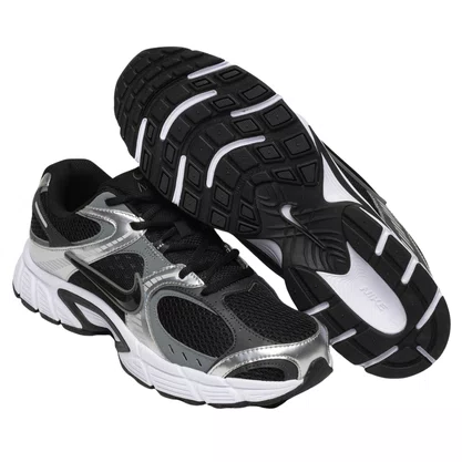 Tênis Nike Masculino V5 RNR Preto 