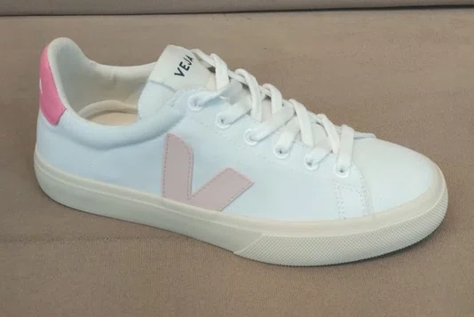 Tênis Veja Campo White Petale Sari Canvas