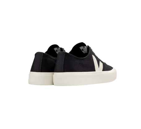 Tênis Veja Wata II Low Canvas Black Pierre 
