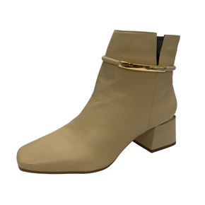 Bota Luz da Lua Latte Cano Curto Couro 