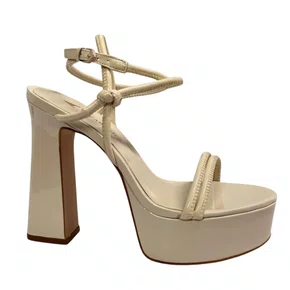 Sandália Carrano Feminina Plataforma Lait Couro Verniz