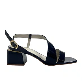 Sandália Luz da Lua Feminina Netuno Verniz 