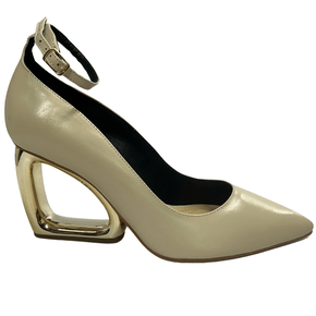 Scarpin Cecconello Feminino Off White Salto Alto Vazado Couro