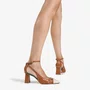 Scarpin Jorge Bischoff Feminino Marrom Caramelo Salto Bloco Couro