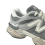 Tênis New Balance Masculino 9060 Cinza Claro Couro Camurça