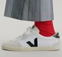 Tênis Veja Volley Canvas White Black 